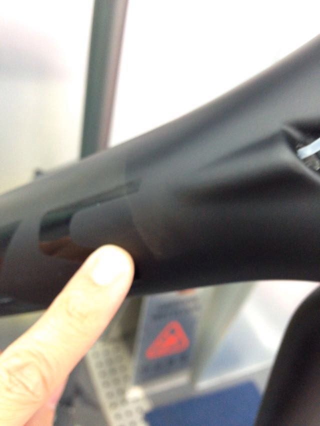 Specialized Tarmac 油漆問題