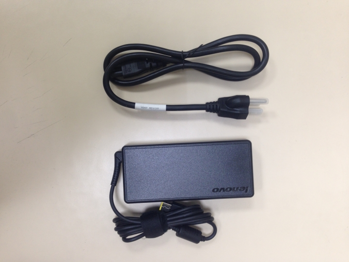 Lenovo IdeaPad Y700 購買三天，螢幕沒反應(內含微開箱）