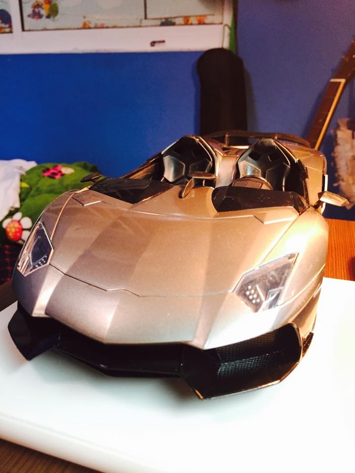 最近買了一台車，請幫我鑑定鑑定