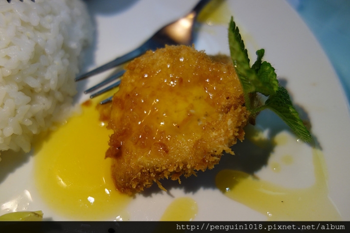【彰化北斗】家園藝術咖啡牛排館；有溫度的美味牛排，環境雅緻氣氛好，簡餐跟火鍋都好好吃，經營30年的好味道(附專屬停車場/鄰近田尾花市)。
