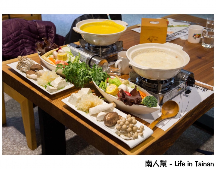 【台南市安平區-美食】少油低鹽蔬食餐，還提供品茶服務~~食蔬茶齋(預約制)