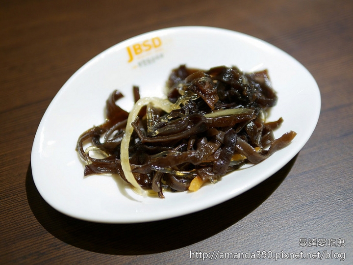 【台南食記】中西區 涓豆腐(新光三越西門店) ● 清甜豆腐煲、春川辣炒雞、香脆海鮮煎餅好對味！❤❤