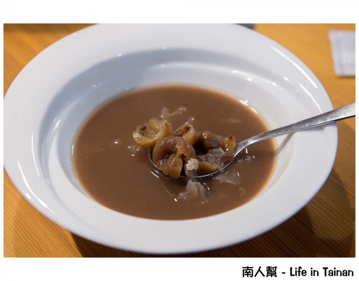 【台南市安平區-美食】少油低鹽蔬食餐，還提供品茶服務~~食蔬茶齋(預約制)