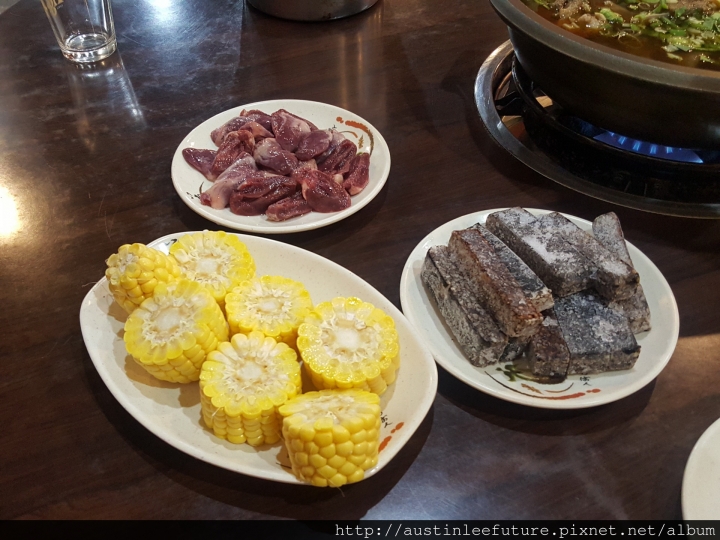 宜蘭市 霸王香食補總店 羊肉爐體驗