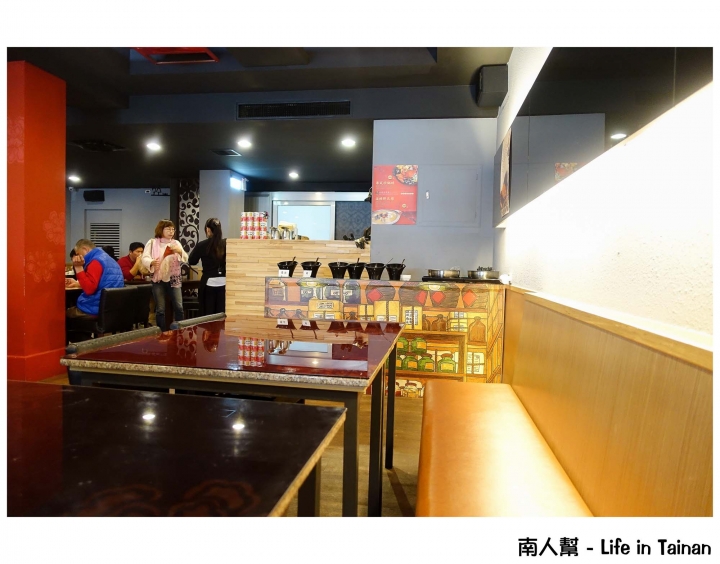 【台南市中西區-美食】上過美食節目的港式餐廳飲茶文化~~九龍茶餐廳
