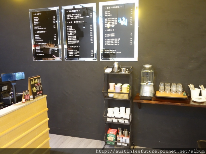 台北松山 1/2 CAFÉ 咖啡與甜點體驗