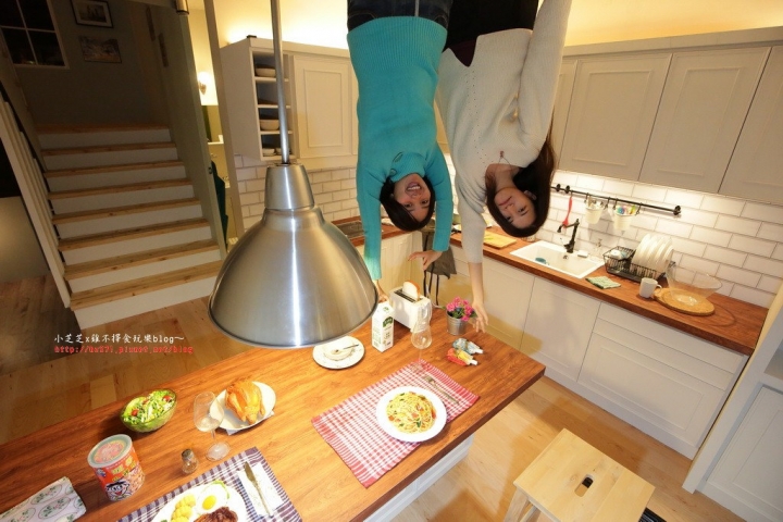 【台北】華山顛倒屋 攻略 反轉世界地吸引力抓不住 放假好去處 怎麼拍?怎麼玩? 含門票展覽資訊 拍照技巧 心得(文末贈獎)