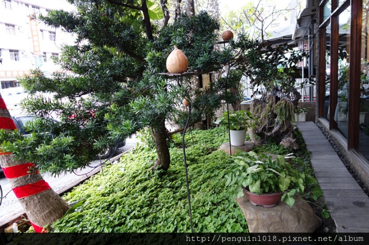 【彰化北斗】家園藝術咖啡牛排館；有溫度的美味牛排，環境雅緻氣氛好，簡餐跟火鍋都好好吃，經營30年的好味道(附專屬停車場/鄰近田尾花市)。