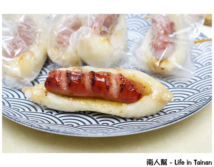 【台南市安平區-美食】每日限量 不訂吃不到~~億載雞腿王(烤雞腿.黑輪米血)