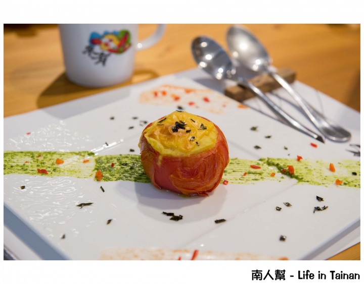 【台南市安平區-美食】少油低鹽蔬食餐，還提供品茶服務~~食蔬茶齋(預約制)