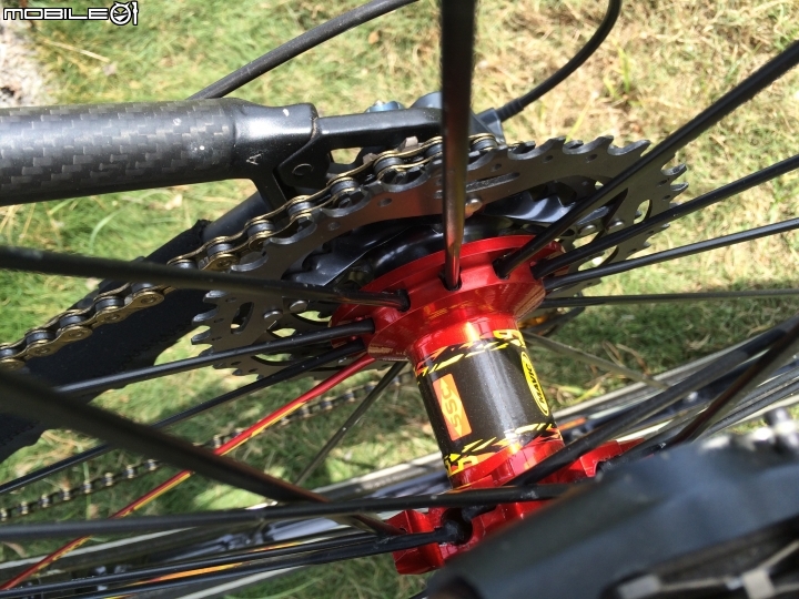GIANT MCM Team 碳纖維登山車