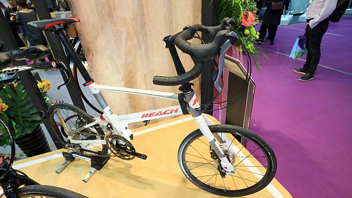 《2016自行車展》 圖多 字少