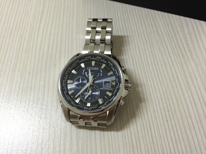 [簡單開箱] CITIZEN AT9031-52L 光動能電波錶(金城武廣告款)