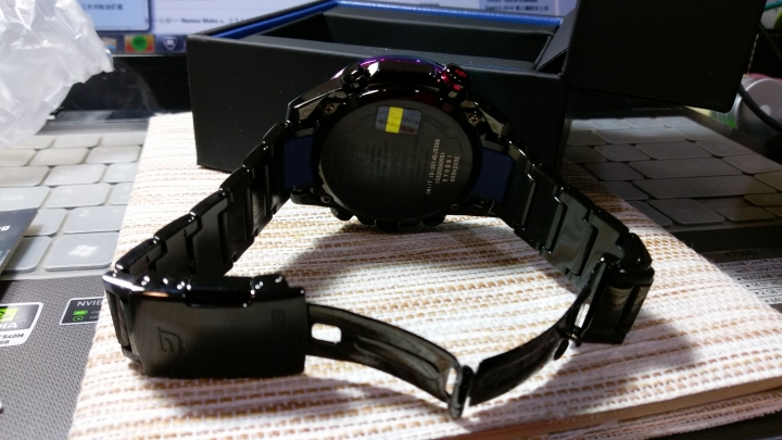 卡西歐 EDIFICE  EQB-500RBB-2A 賽車錶 Red Bull聯名款
