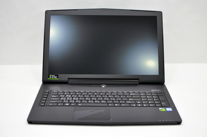 AORUS X7 PRO V5最強薄型電競筆電強勢登場