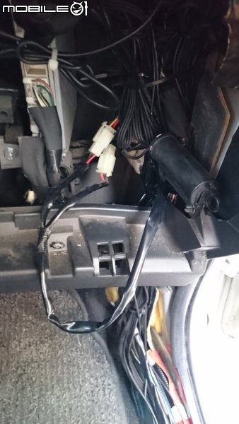 [分享]DIY更換07年WISH車用數位電視盒