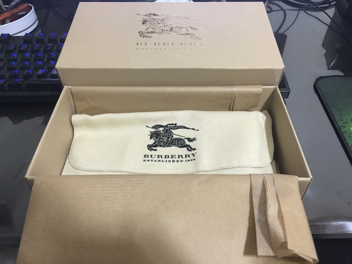 BURBERRY Continental Horseferry格紋長夾開箱
