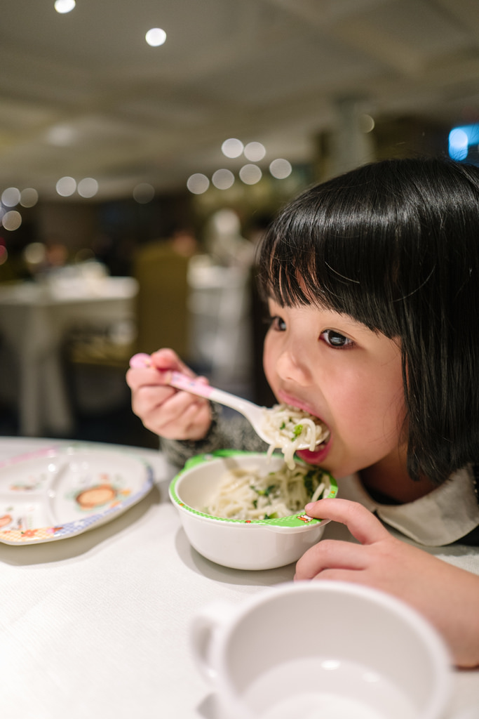 [台北信義] 台北君悅酒店雲錦中餐廳主廚從四川帶回的精彩季節新菜-諸葛椒麻烤魚