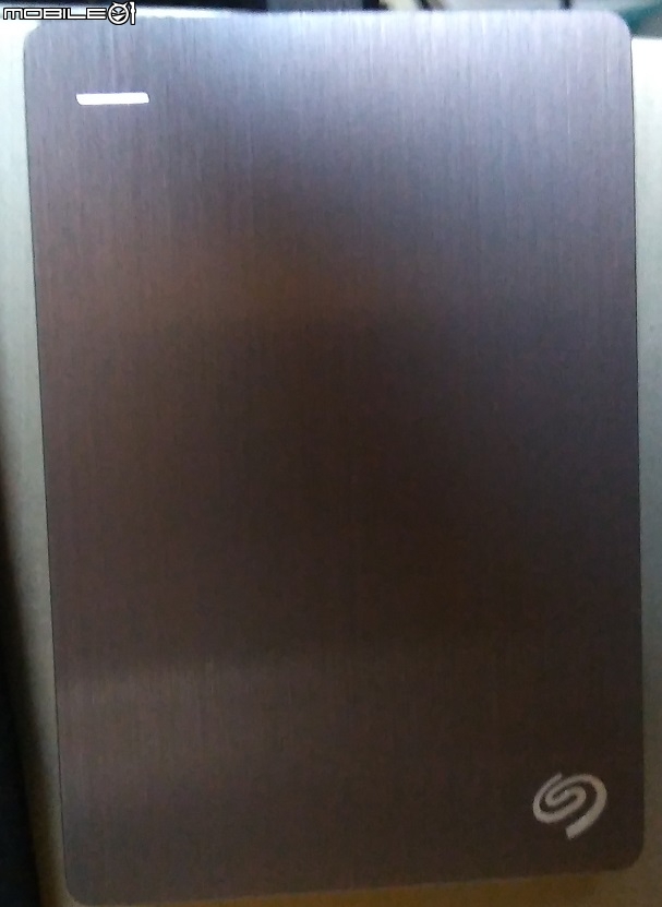[開箱] Seagate Backup Plus 4TB USB3.0 2.5吋 行動硬碟 STDR4000301