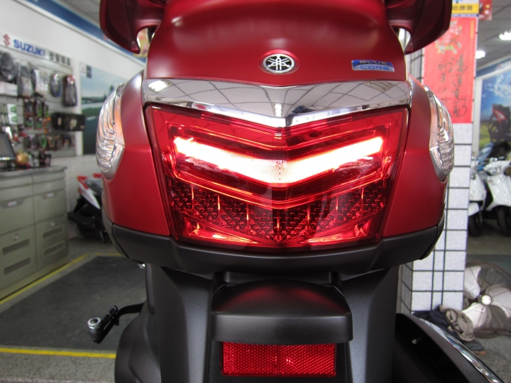 進口YAMAHA Grand Filano 125復古型速克達!!!