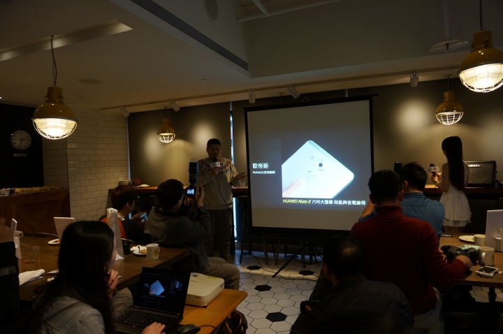 【體驗分享】 HUAWEI Mate 8 ~ 引領時尚風潮 商務旗艦揚帆起航 拓展你的新視界