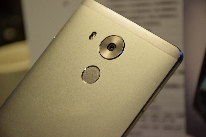 冰芯低耗 金屬工藝 超高屏佔 華為 HUAWEI MATE 8 花粉超值體驗