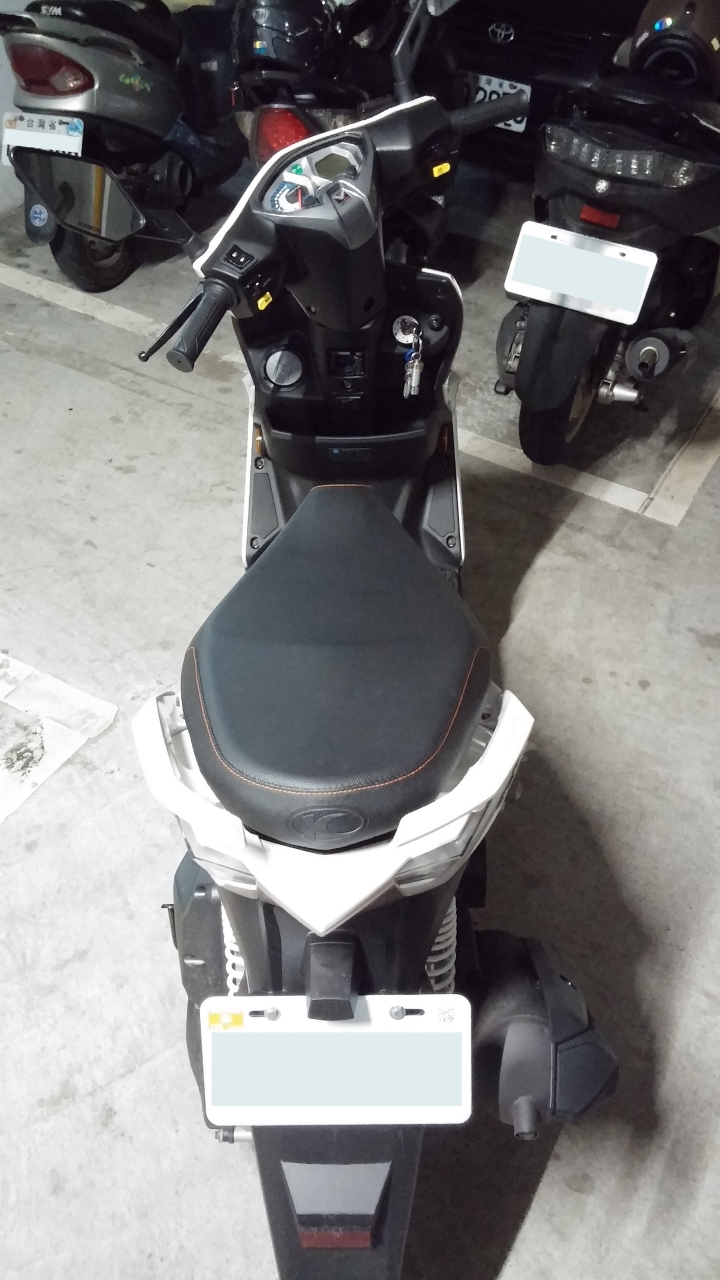 久違的開箱之VJR 125!!