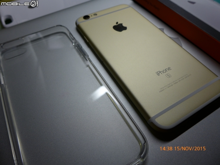 [分享］Spigen Liquid Crystal TPU保護套變黃了？！