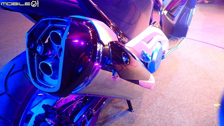 [海外快訊]國產雙缸再一發！KYMCO 光陽日本全新推出 K50 Concept 雙缸大型重機！