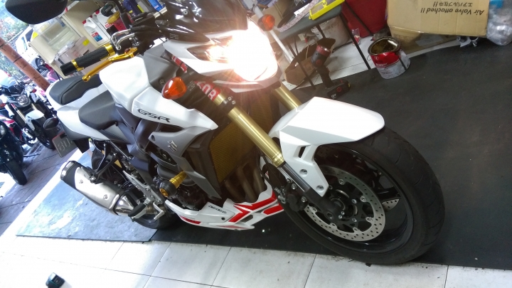 GSR 750 小改外觀