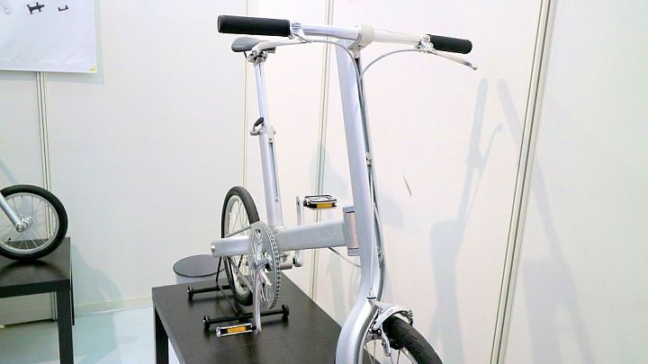 《2016自行車展》 圖多 字少
