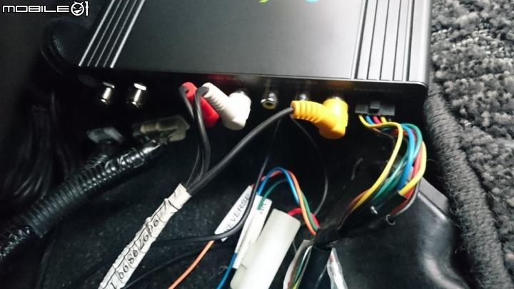 [分享]DIY更換07年WISH車用數位電視盒