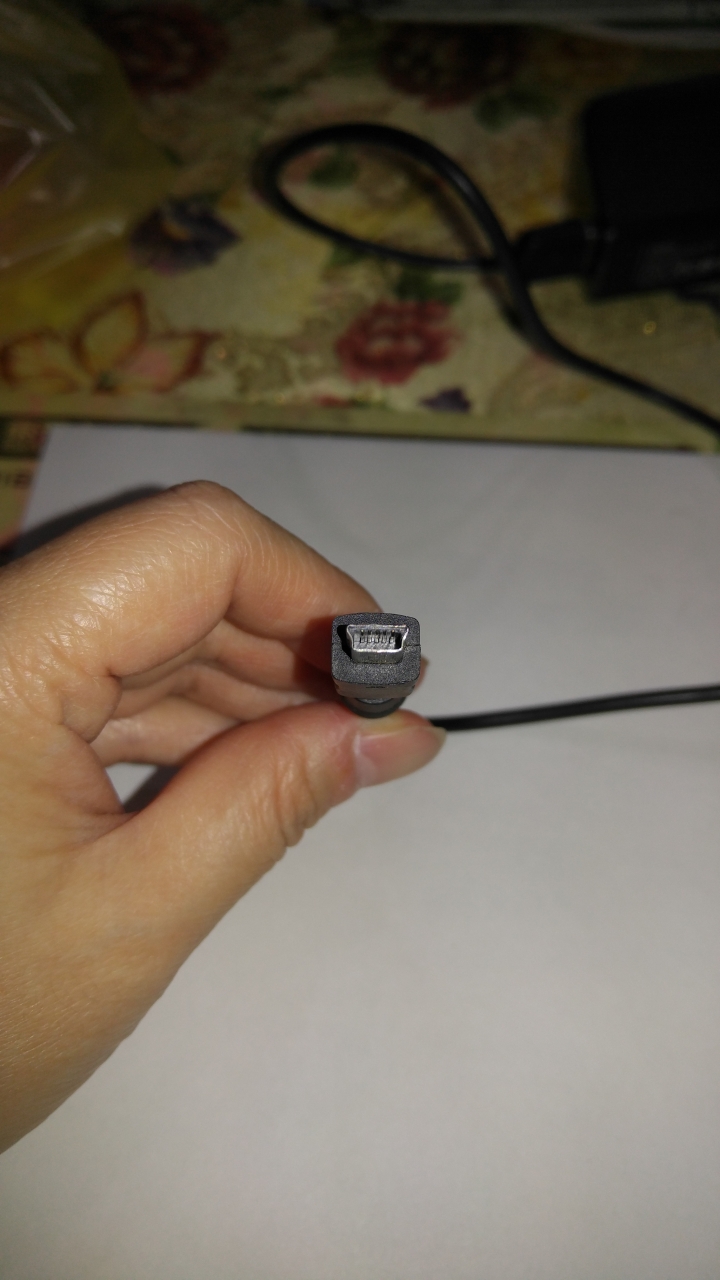 充電線