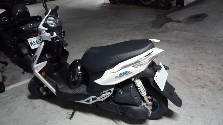 久違的開箱之VJR 125!!