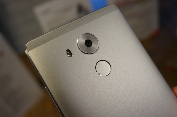 【體驗分享】 HUAWEI Mate 8 ~ 引領時尚風潮 商務旗艦揚帆起航 拓展你的新視界