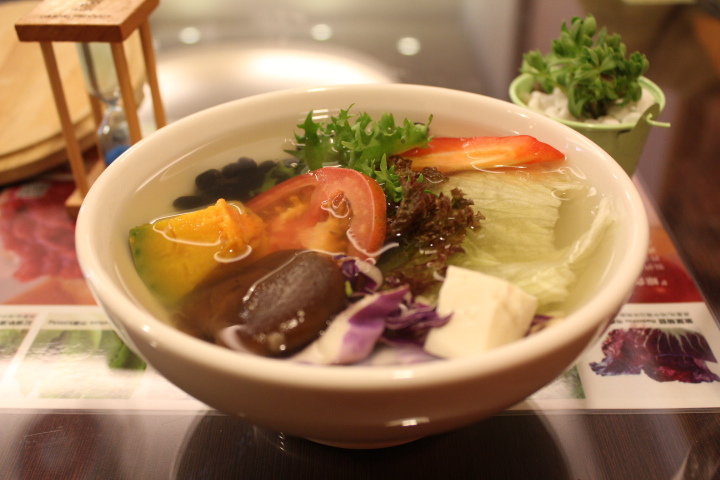 台南北區早午餐-日光‧緩緩 沙拉、鬆餅與排餐拼盤等無毒早午餐