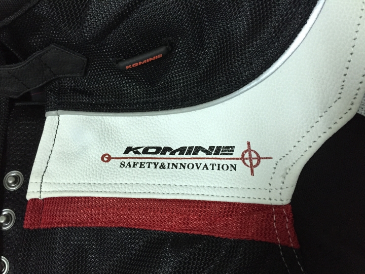 入手第一件防摔衣 Komine JK-061 (半皮半布)