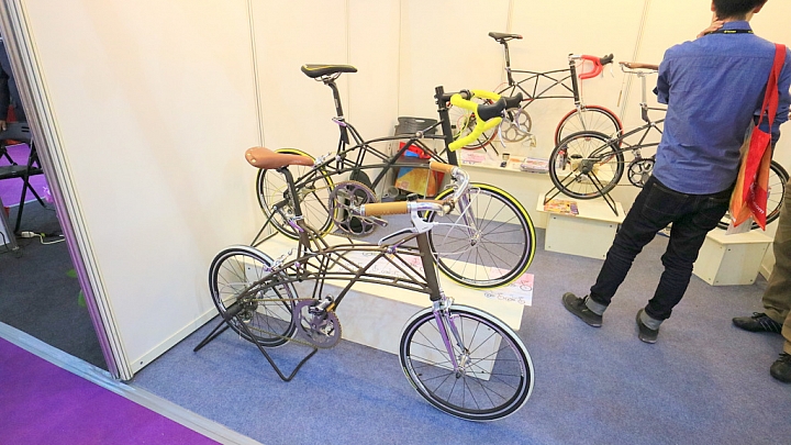 《2016自行車展》 圖多 字少