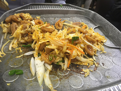【食記】捷運新埔站。朝鮮味韓國料理~一人低消170元 多種小菜吃到飽