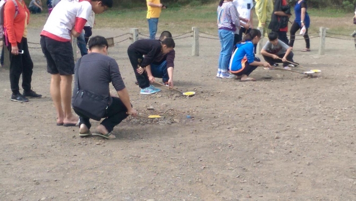 墾丁出火景觀區的誇張行為.....