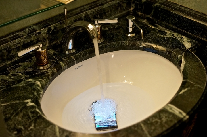 Samsung S7 edge 黑色開箱 （戶外和室內照分享）