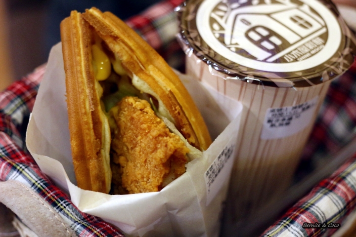 小木屋鬆餅(板橋中山店)#台大和交大校園排隊美食(板橋新埔站)