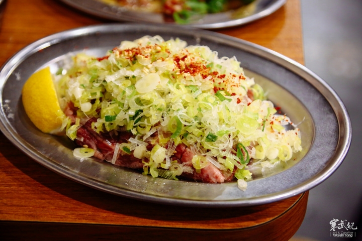 大阪燒肉雙子Futago 林森店｜超喧囂大阪流日式燒肉‧下班快來喝酒吃肉！
