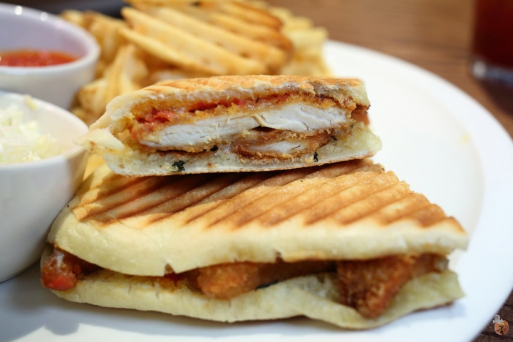 [台北]101旁的美食餐廳-1Bite2Go美式餐廳  by蛋拔