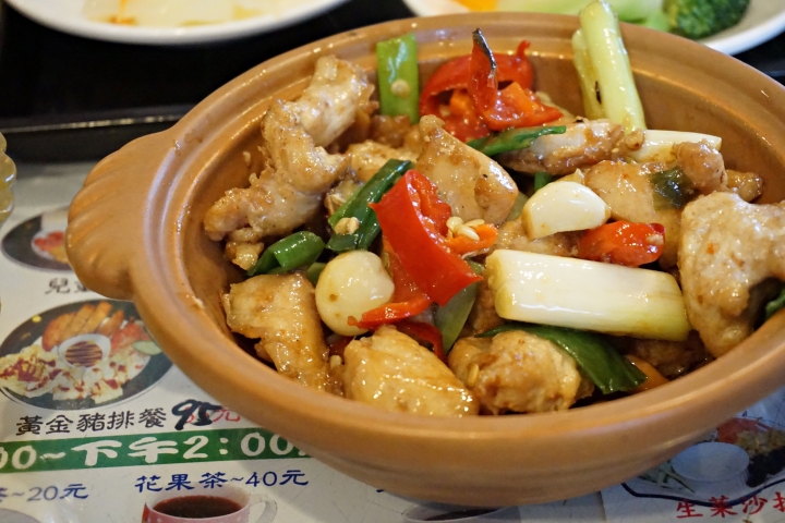 【風吟餐飲館】推現炒中式簡餐