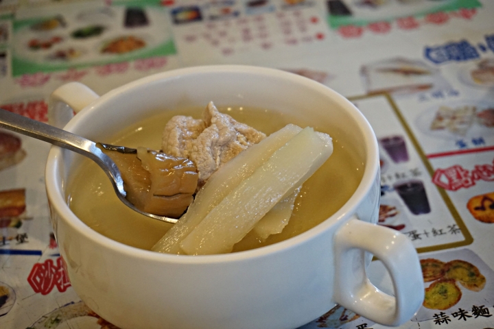 【風吟餐飲館】推現炒中式簡餐