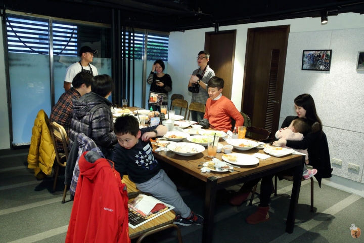 [台北]101旁的美食餐廳-1Bite2Go美式餐廳  by蛋拔