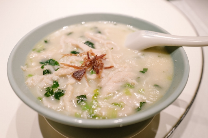 [台北信義] 台北君悅酒店雲錦中餐廳主廚從四川帶回的精彩季節新菜-諸葛椒麻烤魚