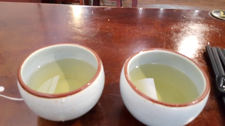 畔の食堂。離家頗近的美味食堂