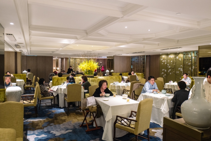 [台北信義] 台北君悅酒店雲錦中餐廳主廚從四川帶回的精彩季節新菜-諸葛椒麻烤魚